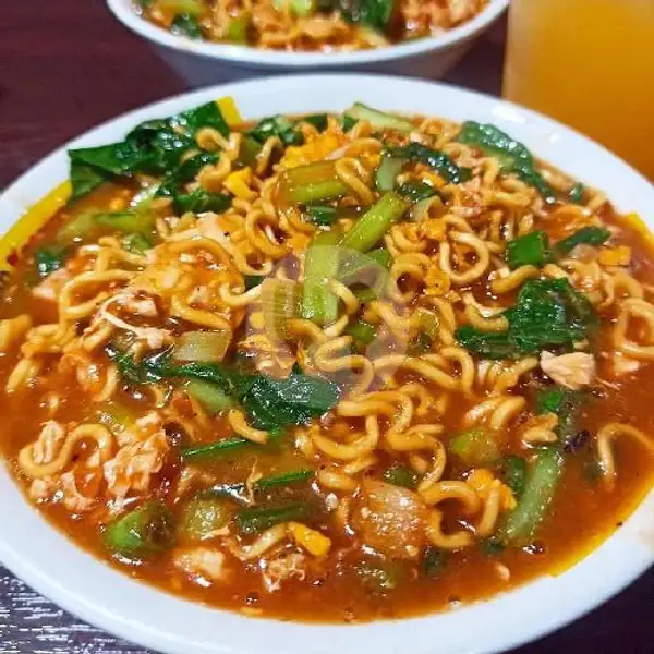 Mei Kuah Biasa telor baso sosis level pedes 1-5 | Ghifa Nasi Goreng, Sukajadi