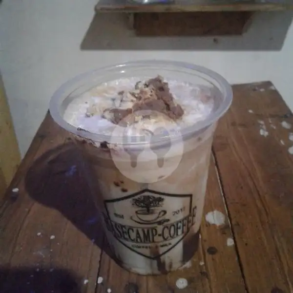 Es Kopi Pendaki Ceria ( Coffee Layer ) | Basecamp Coffe, Sidorejo