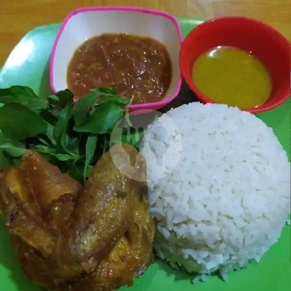Paket Nasi Ayam Goreng Sambal Lamongan + Es Teh/ Teh Hangat | Lamongan Cak Iwan 3, Tabrani Ahmad