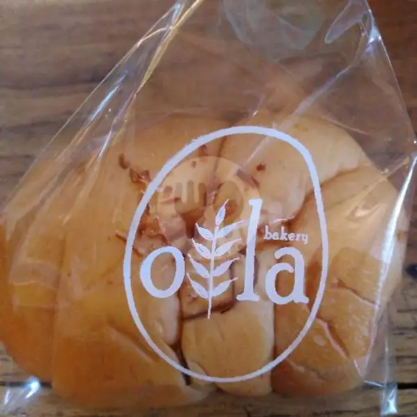 Roti Pisang Keju | Ola Bakery, Sorowajan