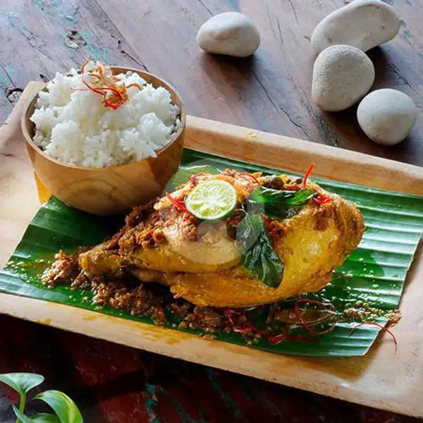 Paket Ayam Betutu 1/4 | Crispy Duck (Bebek Garing Restaurant), Denpasar
