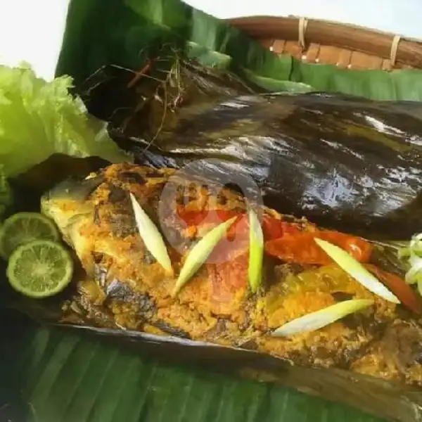 Pepes Ikan Mas | Catering Mama Oky