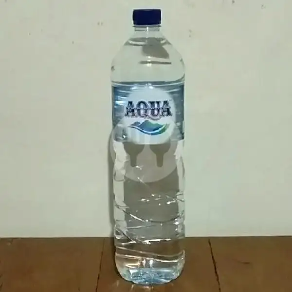 Aqua Mineral Botol Besar 1,5Liter (Maks. 3 item per transaksi) | Wahyu Aneka Penyetan Dan Snack