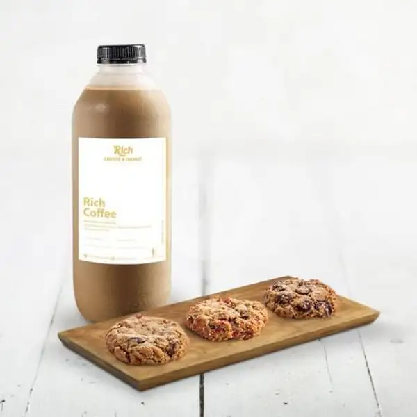 Drink 1 Liter, 3 cookies | Richeese Factory, Depok