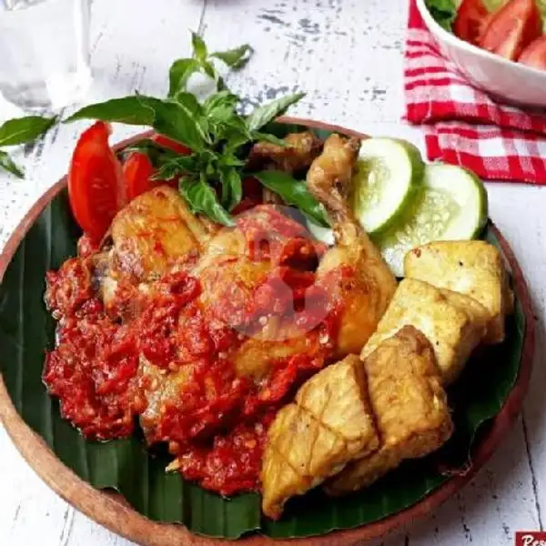 Ayam Penyet Extra Pedas | Rafa Warkop, Medan Maimun