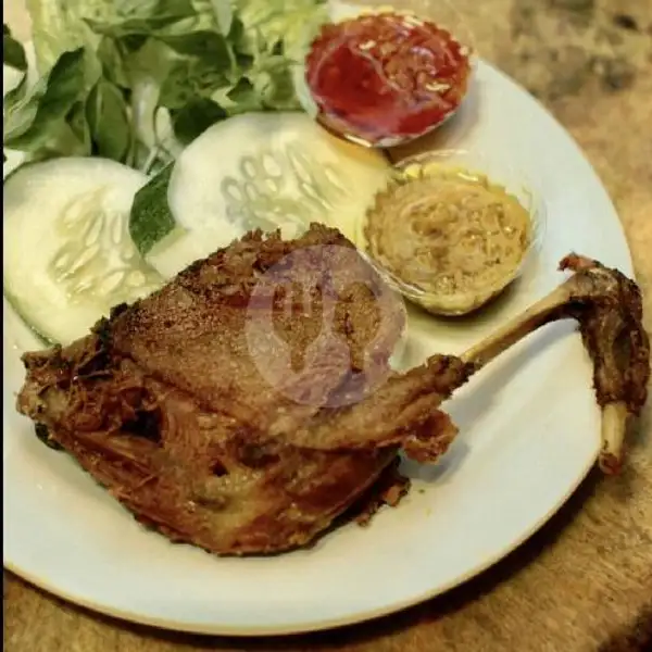 Bebek Goreng ( Paha / Dada ) + Tempe | Bebek Ayam Cobek