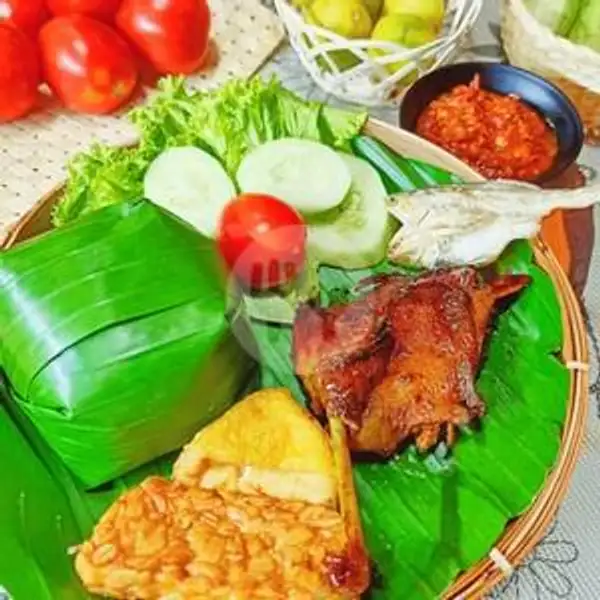 Nasi Timbel Ayam Bakar | Ayam Bakar Dan Ikan Bakar Selera Nusantara, Dapur Nusantara