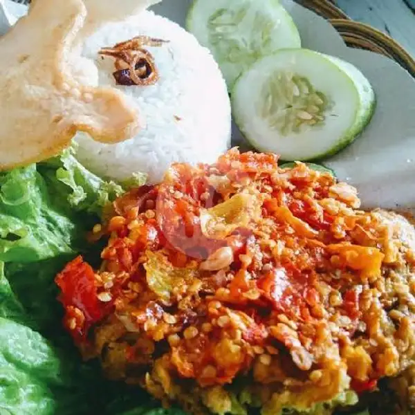 Paket Nasi + Ayam Geprek sambal lalapan | Dapoer Om Zein (Hobby Makan Cipadu Street), Joglo