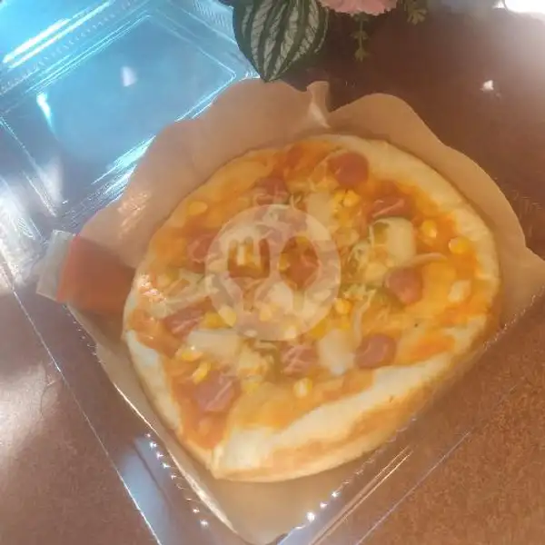 Pizza Mini | Cake Nurlela, Yos Sudarso