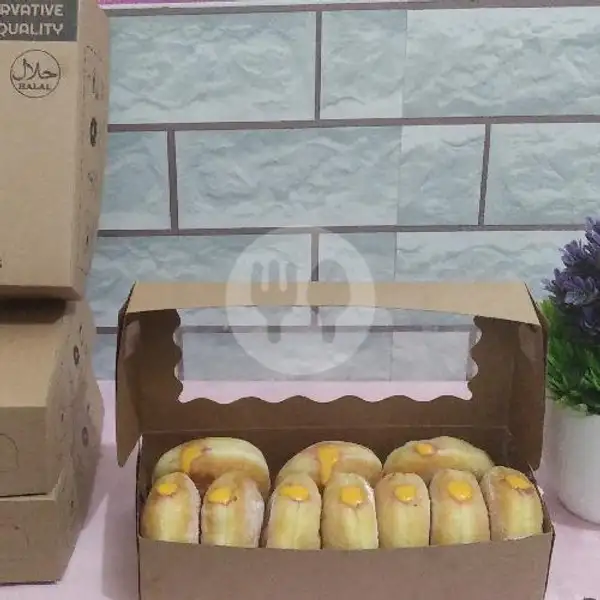 Bomboloni Keju Lumer | Jelita's Donut & Cake, Kembangan