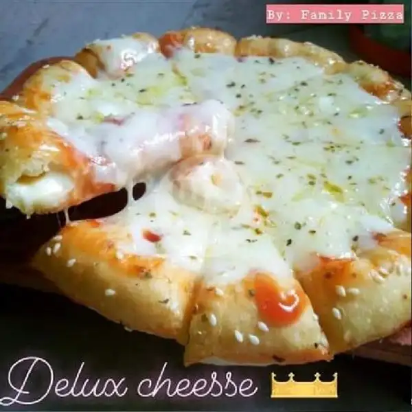 Pizza Delux | Family Pizza, Jeruk Legi