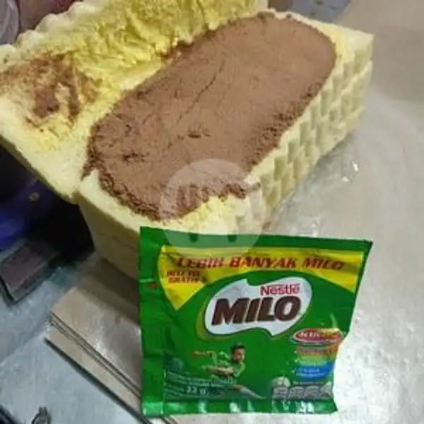 Roti Kukus Choco Crunchy + Milo | Kedai Street Food, Balongsari Tama Selatan X Blok 9E/12
