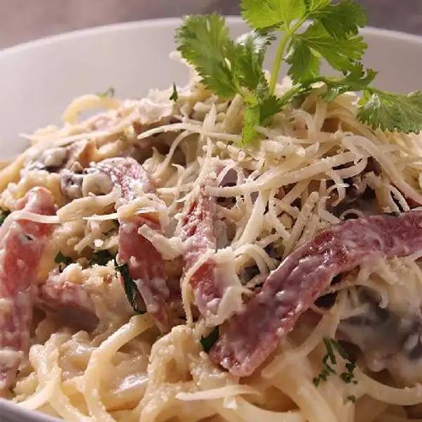 Spaghetti Carbonara Bacon | Oregano Bistro, Mengwi