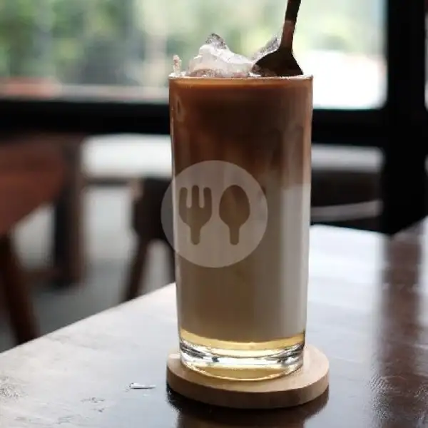 Rum Latte | Honest Coffee & Communal Space