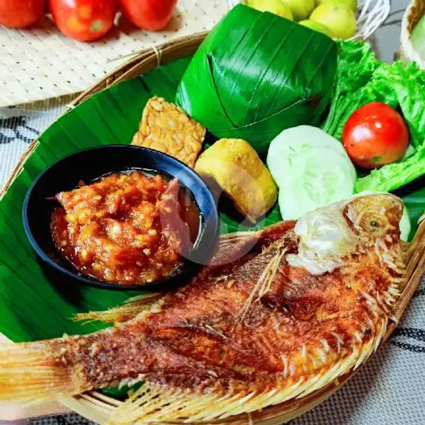 Nasi Timbel Mujair Bakar+es Teh Manis | Ayam Bakar & Ikan Bakar Kebon Kacang, Thamrin
