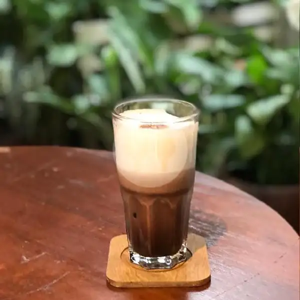 ADA . Coklat - Iced | ADA Coffee, Gondomanan