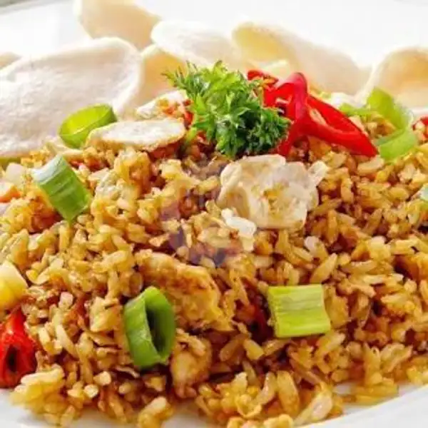 Nasi Goreng + Ayam Sosis Dan Telor | Ayam Bakar Mbak Tutik Cabang Ke-4, Kota Baru