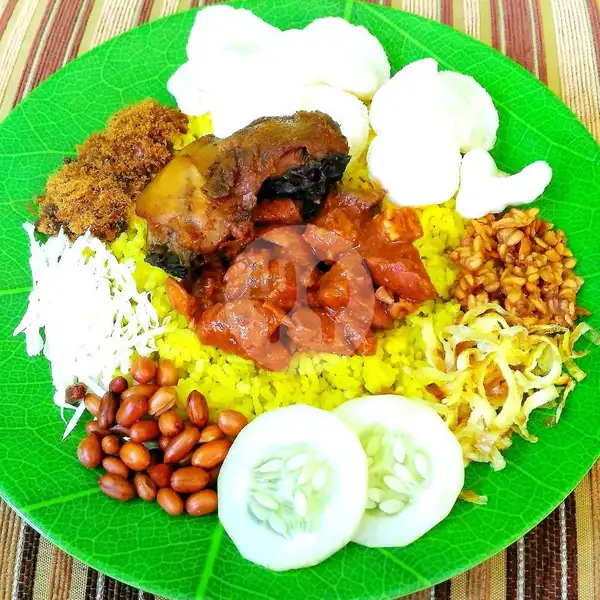 Naskun Sambal Ati Ampela + Ayam Goreng | Yellow Nasi Kuning & Lontong Opor, Babarsari