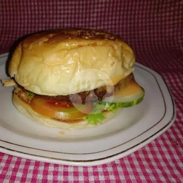 Beef Burger | Pizza Paris, Kretek