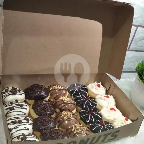 Donat Mini Isi 20 Random 2 | Jelita's Donut & Cake, Kembangan