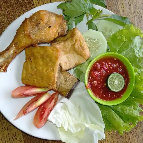 Paket Ayam Goreng Mini | Lalapan Sambal Tempong Extra Pedas, Denpasar