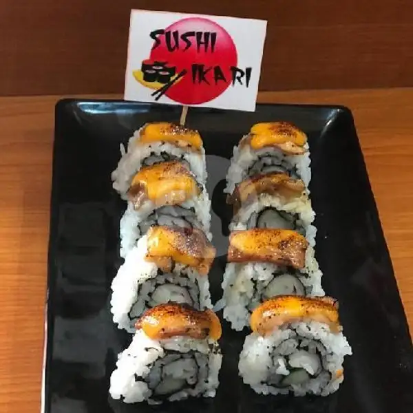 Flaming Salmon Roll | Sushi Ikari, Mangga Besar