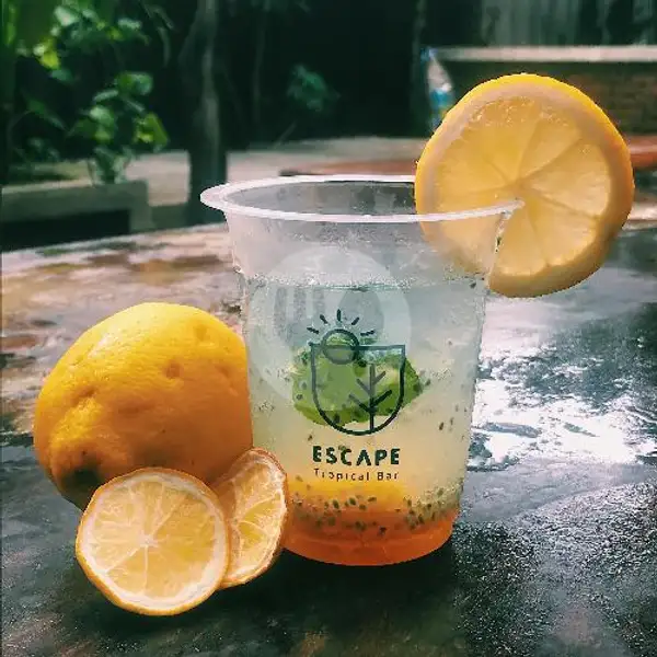 Peach Lemonade | Escape Tropical Bar Babakan Siliwangi