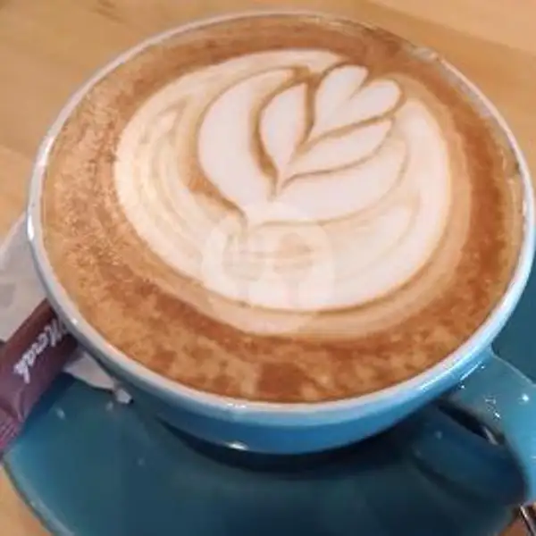 Caffee Latte | Daun Pisang Resto, Palm Spring