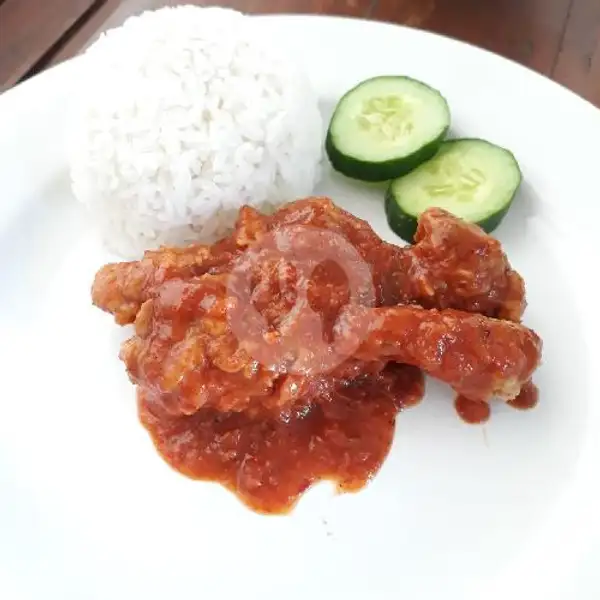 Paket Sexy Spicy Chicken (Nasi, Es Teh) | Ayam Geprek Mb Priya & Thai Tea, Tukad Irawadi