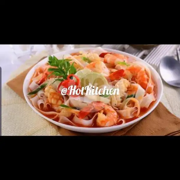 Kwetiau Hot Seafood Kuah Ramen | Hot Kitchen