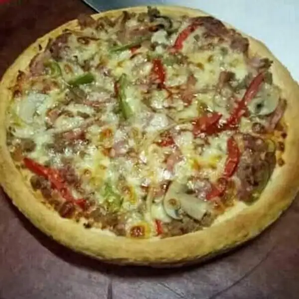 Supreme (medium) | R&T Pizza, Serang