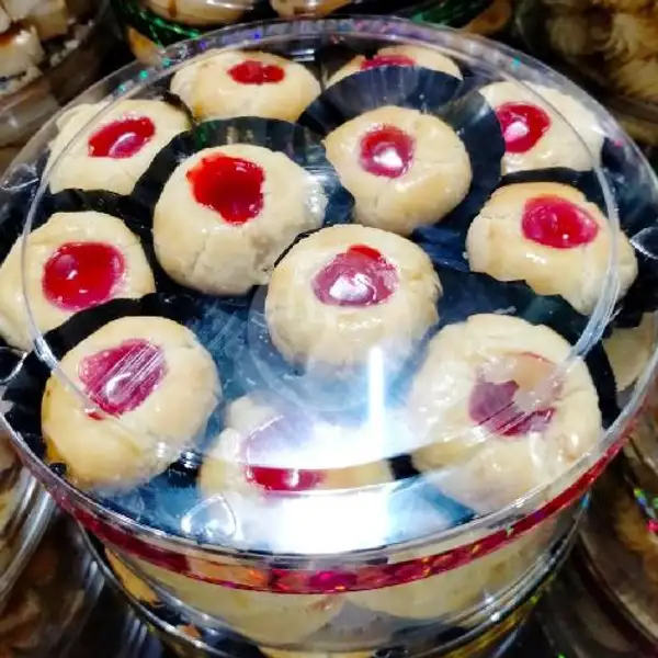 Kue Nastar Sekai Strawberry/S | Kue Ulang Tahun ARUL CAKE, Pasar Kue Subuh Senen