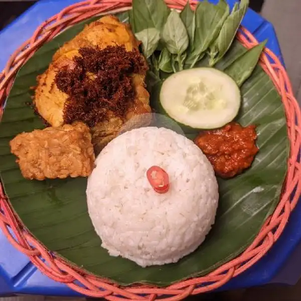 Paket 1 Nasi Ayam Kampung Besar Goreng | Ikan Bakar Marjenggo