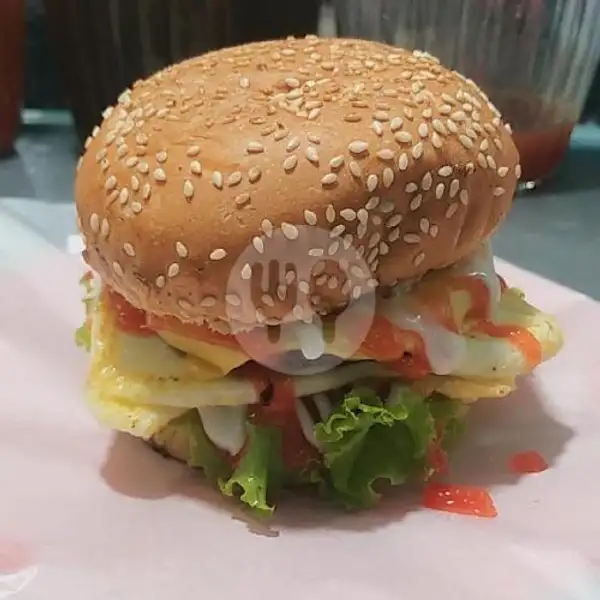 Blackpeper Beef Premium Burger With Egg American Cheese Melt | Kebab Rasa