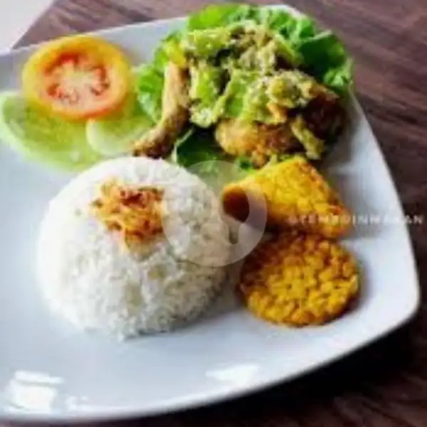 Paket Komplit Ayam Gepuk Sambal Ijo | Dapoer Cak Dory, Cempaka Kaja