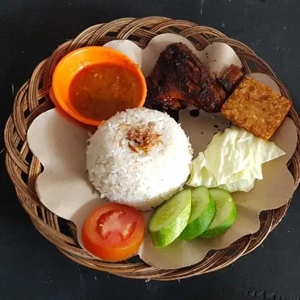 Ayam Bakar + Nasi Sambel Warung Cinta | Waroeng Makan Cinta, Gumilir
