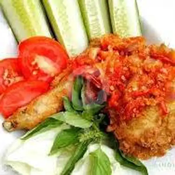 Ayam Goreng Sambel Mercon | Warung Daun, Pujasera Berkah