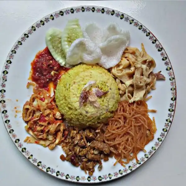 Nasi Kuning Ayam Suir | Warung Makan Incu Abah Didi, Kol Masturi
