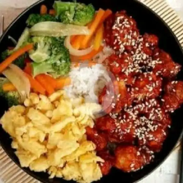 Telur Orak Arik Chicken Black Rice Bowl | Subag, Dr Moh Hatta