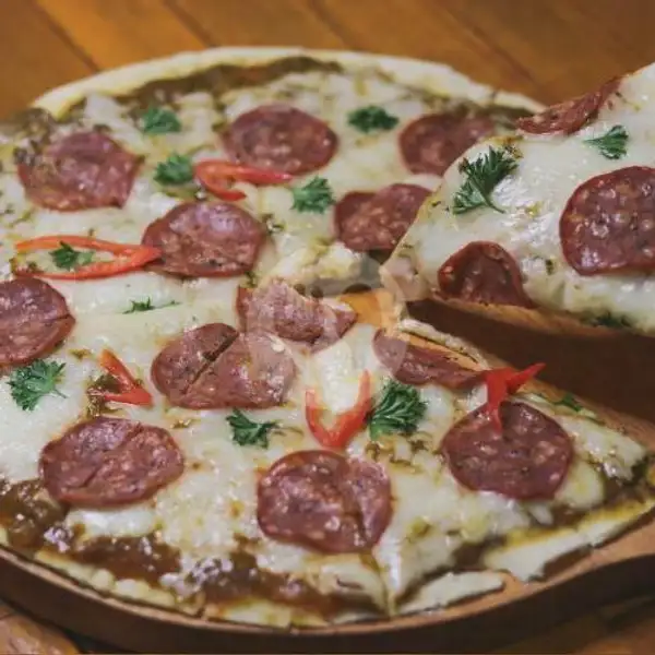 Cheese Pepperoni Pizza | Samping Rel Coffee