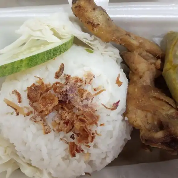 Ayam Penyet | Warung Makan Sosro Sudarmo, Nongsa