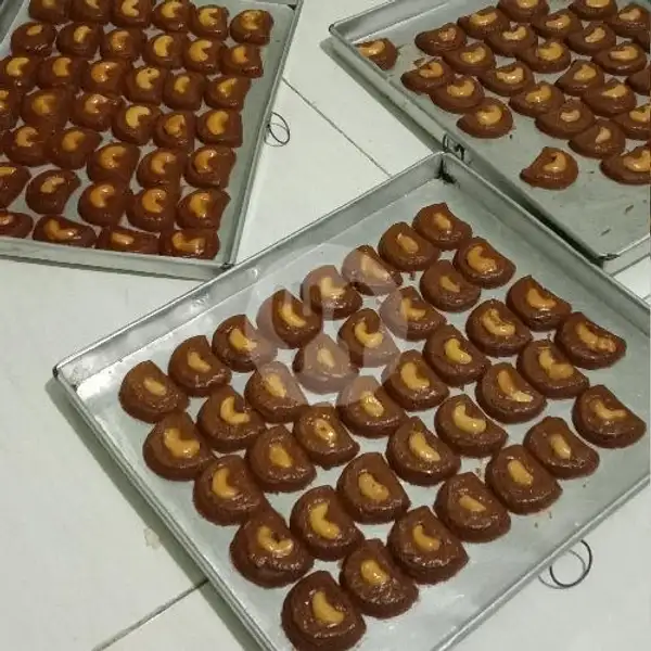 Kuker Coklat Mede 500gr | Nastar Kayla Cookies, Tambaksari