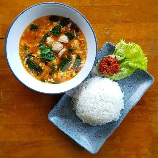 Nasi Sup Tomyam Adek | Cafe Adek Vegetarian, Komplek Griya Mas