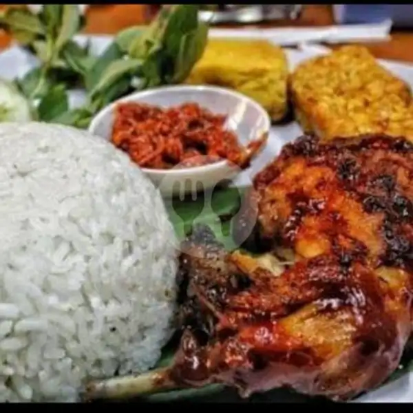 Nasi + Ayam Bakar | Sayap Panggang (BBQ), Windsor Foodcourt