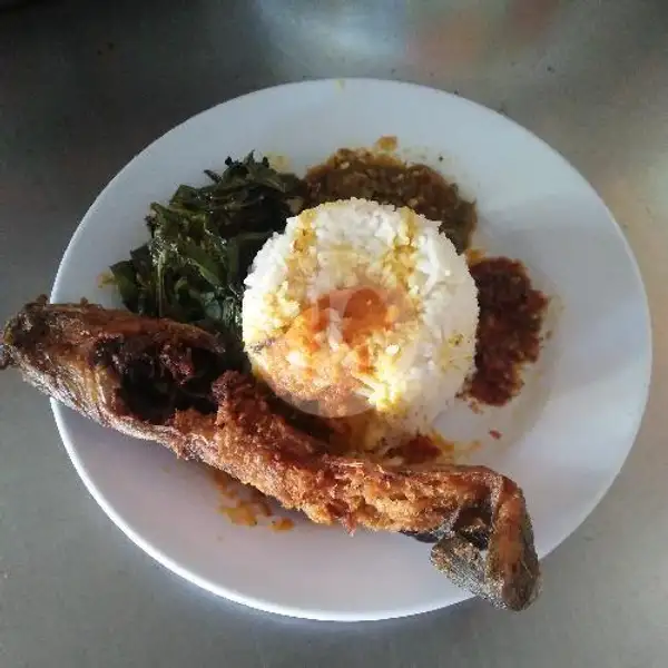 Nasi Ikan Lele Goreng Kremes + Kuah + Sayur + Sambal | Masakan Padang Sari Raso Murah Meriah, Genteng Biru