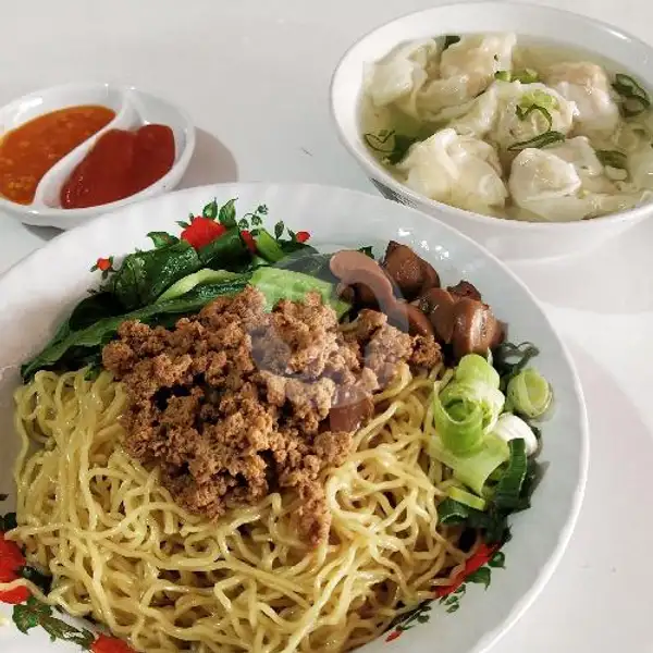 Mie Ayam Jamur Jumbo Spesial | Mie Ayam 77, Kwetiaw & Nasi Goreng, Denpasar