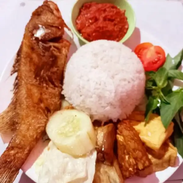 Nasi Sabelan Ikan Kerapu | Sambelan Bu Siti, Kebraon 2 Gg tomat no 24,Kel.kebraon,kec.karang Pilang