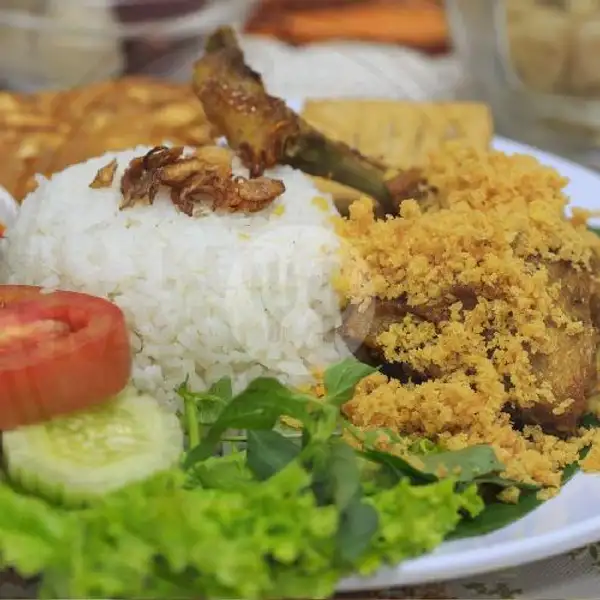 Nasi Ayam Goreng Kremes | Pecel Lele Mas Rangga, Kampung Kandang Sapi
