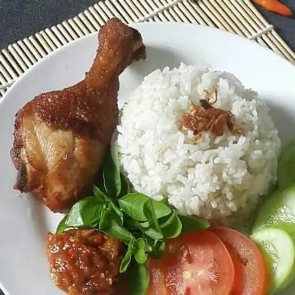 Nasi Ayam Goreng | Sabbi Drink, Bangil