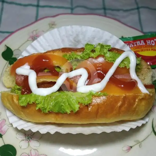 Hotdog Sosis Ayam | Bakpao Mayumi, Periuk